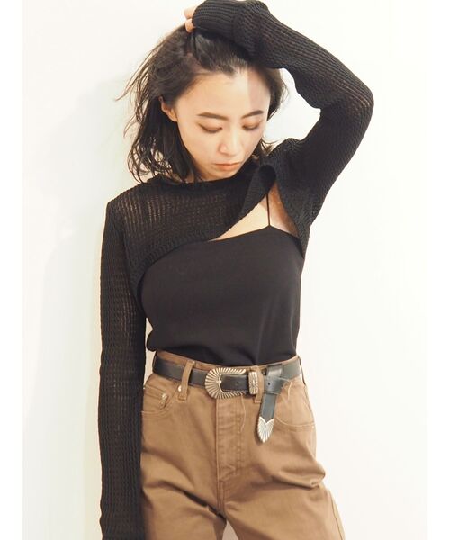 EVRIS（エヴリス）の「レイヤードシアーニットトップス（ニット/セーター・レディース・ブラック/カーキ・FREE）」の6枚目の写真