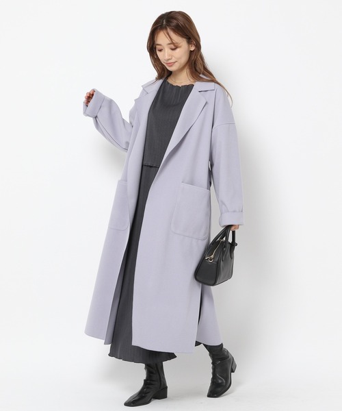 mysty woman(ミスティウーマン)の「【天然アロマサシェ付き】スリット入りですっきり。軽いのにあたたかい!ボリュームガウンコート 214638(チェスターコート・レディース・アイボリー/モカ/グレイッシュブルー/チャコール/ブルーパープル・FREE)」の12枚目の写真