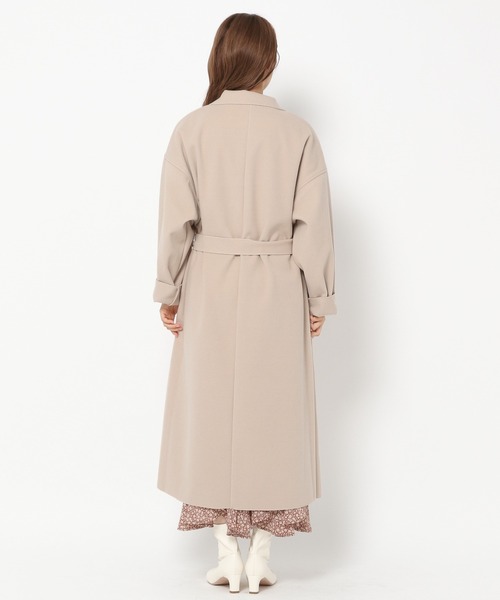 mysty woman(ミスティウーマン)の「【天然アロマサシェ付き】スリット入りですっきり。軽いのにあたたかい!ボリュームガウンコート 214638(チェスターコート・レディース・アイボリー/モカ/グレイッシュブルー/チャコール/ブルーパープル・FREE)」の16枚目の写真