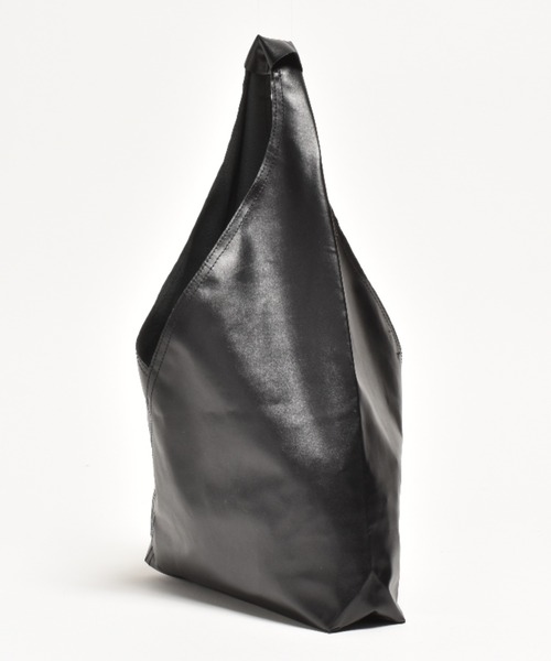 SVEC（シュベック）の「ミニマル トライアングル トートバッグ（トートバッグ・レディース・ブラック/ホワイト/ブラウン/アイボリー・FREE）」の9枚目の写真