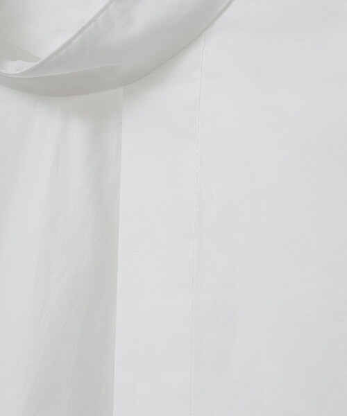美品 CLANE 2,4万円 スリットのブラウス ホワイト クラネ B411 CLANE - メッシュ フォーム スリーブ ブラウス - MESH FORM