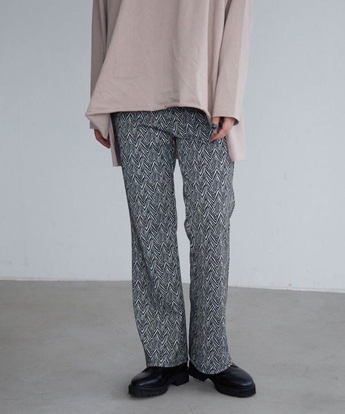 PAGEBOY（ページボーイ）の「キカガラフレアパンツ（その他パンツ・レディース・ゼブラ/チェック・FREE）」の10枚目の写真