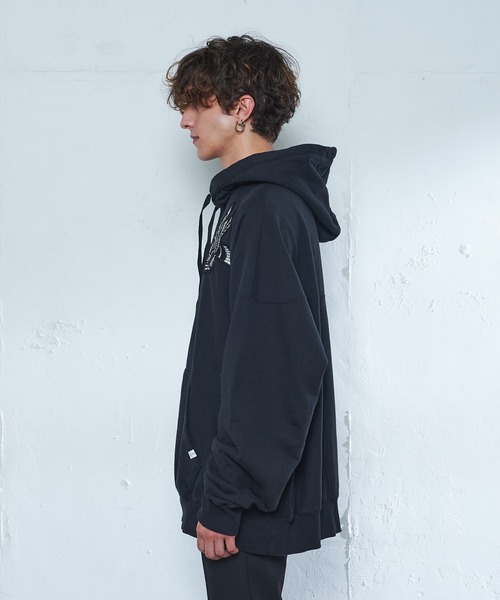 FACETASM（ファセッタズム）の「【FACETASM Exclusive/ファセッタズム エクスクルーシブ】 Hoodie(フーディー)（パーカー・メンズ・ブラック/イエロー/グレー・FREE）」の8枚目の写真