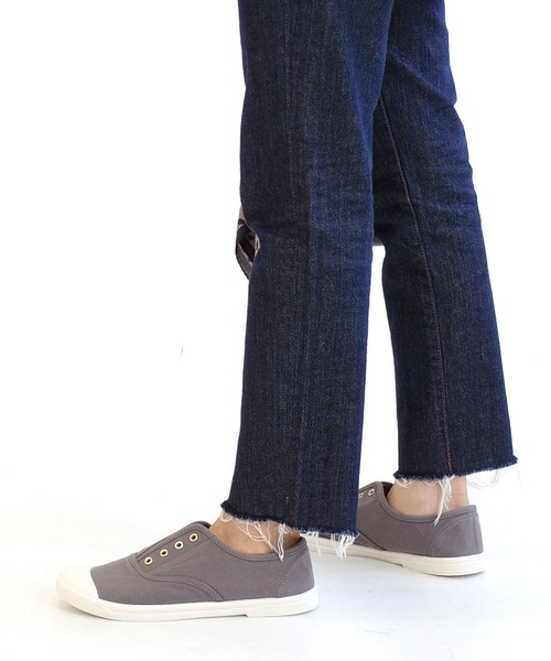 AmiAmi（アミアミ）の「キャンバススリッポンスニーカー（スニーカー・レディース・グレイッシュベージュ/チャコール/ブラック・22.5cm/23cm/23.5cm/24cm/24.5cm/25cm）」の14枚目の写真