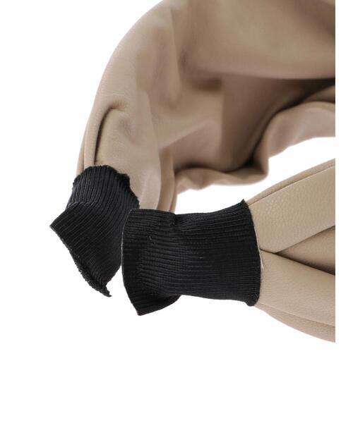 AMERICAN HOLIC（アメリカンホリック）の「フェイクレザークロスカチューシャ（その他ヘアアクセサリー・レディース・ブラック/ベージュ・FREE）」の10枚目の写真