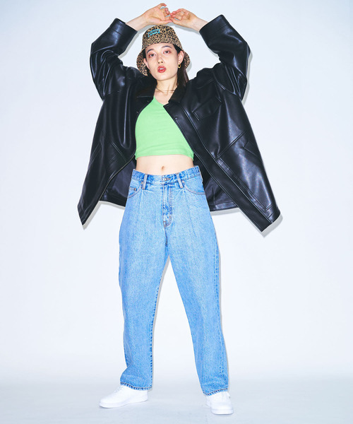 URBAN RESEARCH（アーバンリサーチ）の「GOODBETTERBEST　タックデニムパンツ（デニムパンツ・メンズ・ブラック/ブルー・1/2）」の3枚目の写真