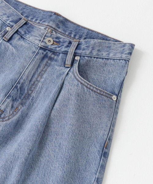 URBAN RESEARCH（アーバンリサーチ）の「GOODBETTERBEST　タックデニムパンツ（デニムパンツ・メンズ・ブラック/ブルー・1/2）」の10枚目の写真