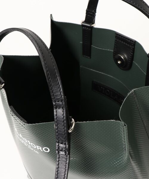 Jines（ジネス）の「VIOLAd′ORO(ヴィオラドーロ）/V-1381　2WAYハンドルターポリン素材☆超軽量トートBAG（トートバッグ・レディース・ブラック/カーキ/ホワイト×ブラック/イエロー系・FREE）」の15枚目の写真