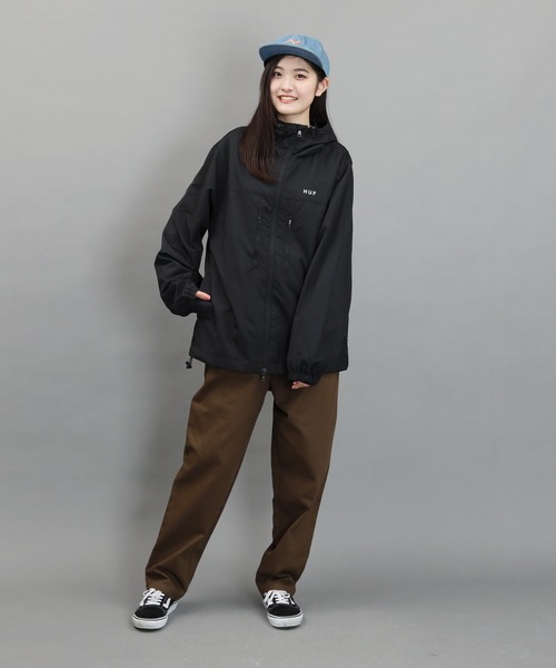 HUF（ハフ）の「HUF / ハフ ESSENTIALS ZIP STANDARD SHELL ナイロン マウンテンパーカー（マウンテンパーカー・メンズ・ブラック・SMALL/MEDIUM/LARGE/X-LARGE/XX-LARGE）」の5枚目の写真