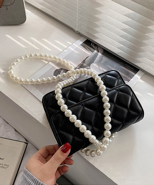 c.u.l（シーユーエル）の「【c.u.l】パールチェーンキルティングミニバッグ cula319（ショルダーバッグ・レディース・ブラック/ピンク/アイボリー/ブルー・FREE）」の10枚目の写真