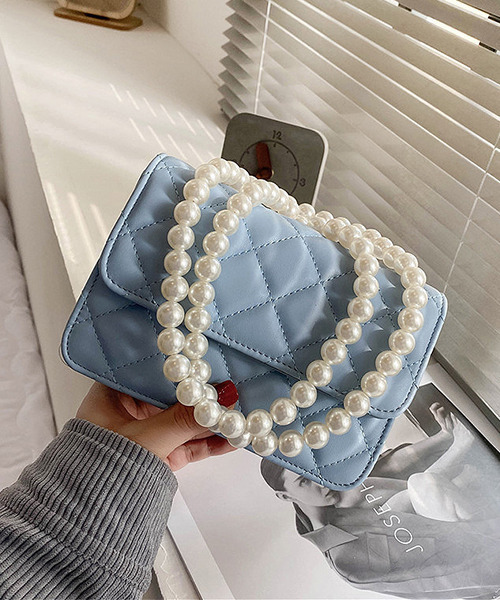 c.u.l（シーユーエル）の「【c.u.l】パールチェーンキルティングミニバッグ cula319（ショルダーバッグ・レディース・ブラック/ピンク/アイボリー/ブルー・FREE）」の14枚目の写真