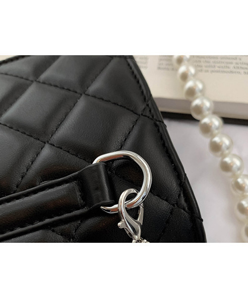 c.u.l（シーユーエル）の「【c.u.l】パールチェーンキルティングミニバッグ cula319（ショルダーバッグ・レディース・ブラック/ピンク/アイボリー/ブルー・FREE）」の22枚目の写真