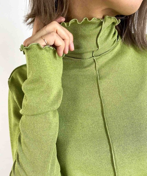 MLI'A(エムリア)の「ハイネックメロウカットトップス(Tシャツ/カットソー・レディース・オフホワイト/オレンジ/グリーン/ライトグリーン/ブラック・M)」の4枚目の写真