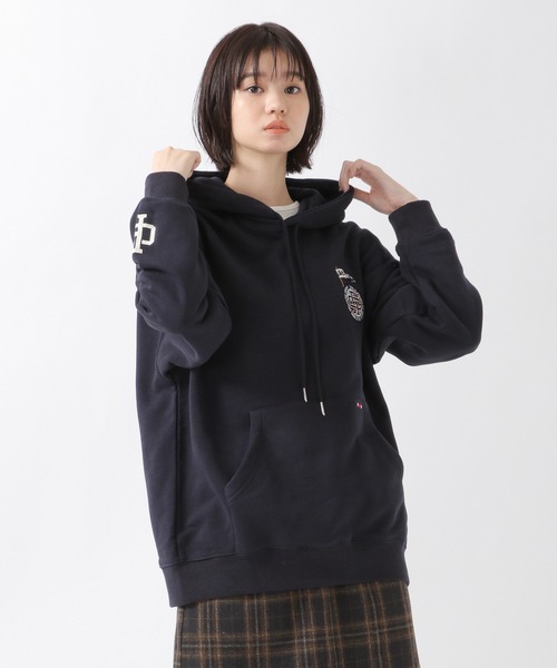 ROMANTIC CROWN（ロマンティッククラウン）の「【UNISEX】ROMANTIC CROWN／CLUB FLAGパーカー  2219748（パーカー・レディース・カーキ/ネイビー/グレー・LARGE/X-LARGE/MEDIUM）」の15枚目の写真