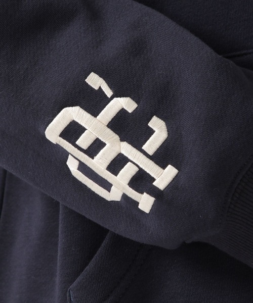 ROMANTIC CROWN（ロマンティッククラウン）の「【UNISEX】ROMANTIC CROWN／CLUB FLAGパーカー  2219748（パーカー・レディース・カーキ/ネイビー/グレー・LARGE/X-LARGE/MEDIUM）」の18枚目の写真