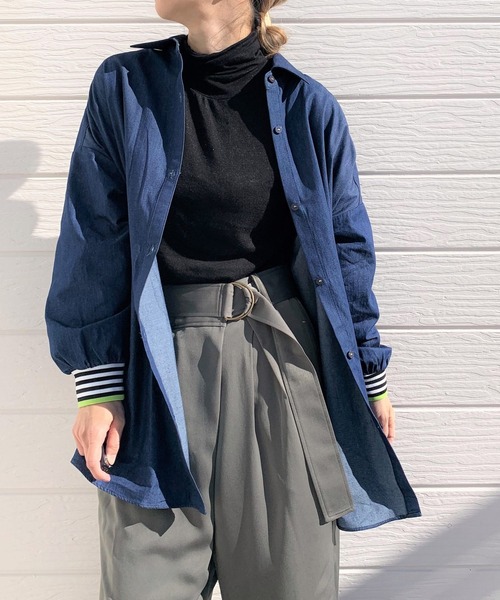 Q（キュー）の「Qカラーリブドッキングシャツ（シャツ/ブラウス・レディース・ブルー系その他/ホワイト/ネイビー/アイボリー/ライトインディゴブルー/グリーン系その他/ホワイト系その他/ホワイト系その他2・MEDIUM）」の7枚目の写真