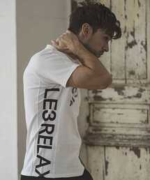 1PIU1UGUALE3  RELAX  | 【別注】1PIU1UGUALE3 RELAX/ウノピゥ ウノ ウグァーレ トレ リラックス/ランダムラインストーン ロゴTシャツ(Tシャツ/カットソー)