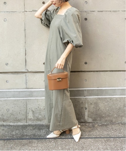 RANDA(ランダ)の「ボリュームスリーブマキシワンピース(ワンピース・レディース・チェック/カーキ/パープル・0/1)」の4枚目の写真