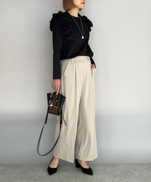 PICCIN（ピッチン）の「肩フリル後パールボタンブラウス（シャツ/ブラウス・レディース・ブラック/オフホワイト・M）」の20枚目の写真