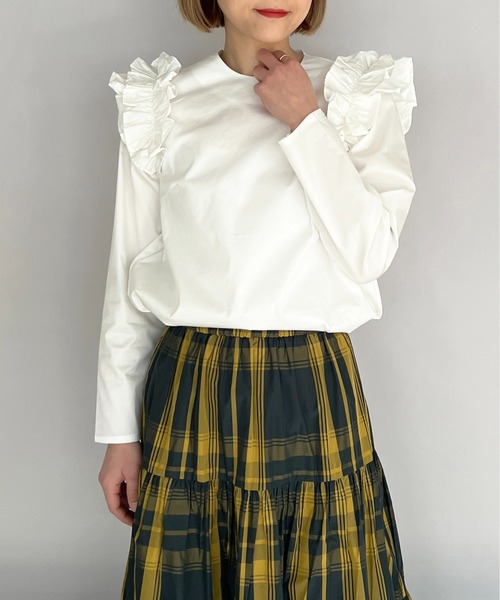 PICCIN（ピッチン）の「肩フリル後パールボタンブラウス（シャツ/ブラウス・レディース・ブラック/オフホワイト・M）」の7枚目の写真