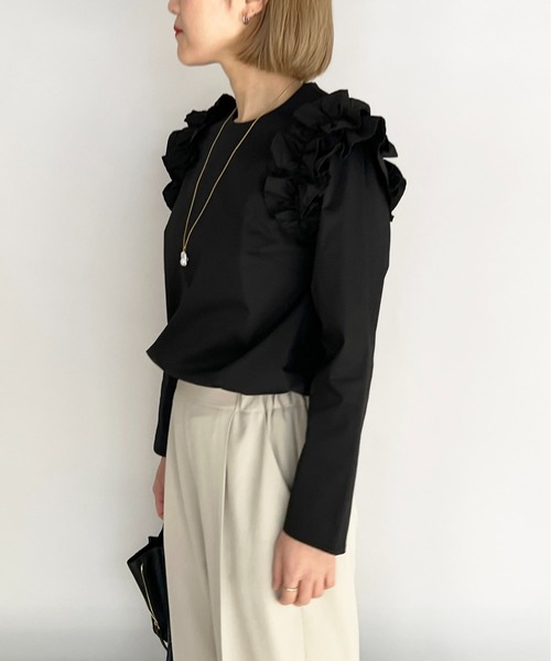 PICCIN（ピッチン）の「肩フリル後パールボタンブラウス（シャツ/ブラウス・レディース・ブラック/オフホワイト・M）」の14枚目の写真