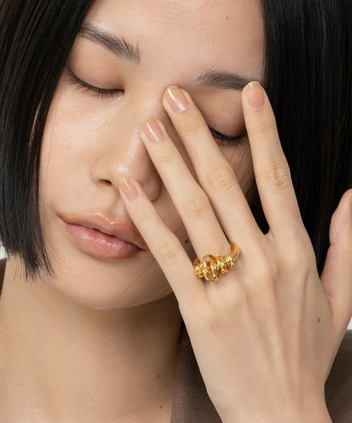 LAPUIS（ラピュイ）の「LAPUIS(ラピュイ)Coil Aroundリング（リング・レディース・ゴールド/シルバー/その他/ピンクゴールド/ゴールド系その他・13号/11号/9号/14号）」の21枚目の写真