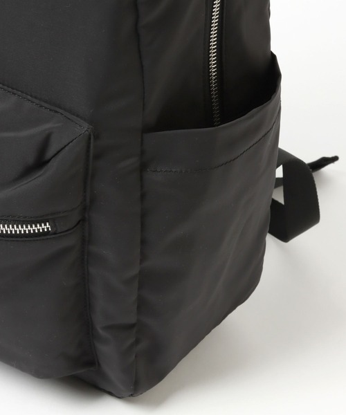 LEPSIM(レプシィム)の「撥水スクエアリュック 266595(バックパック/リュック・レディース・ブラック/ベージュ・FREE)」の14枚目の写真