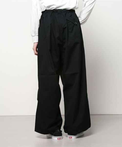 C.E.L.STORE（セルストア）の「MADE IN STANDARD / メイドインスタンダード FATIGUE OVER TROUSERS COTTON TYPEWRITER ファティーグオーバートラウザー（チノパンツ・メンズ・オリーブ/ブラック/カーキ・MEDIUM/LARGE）」の4枚目の写真
