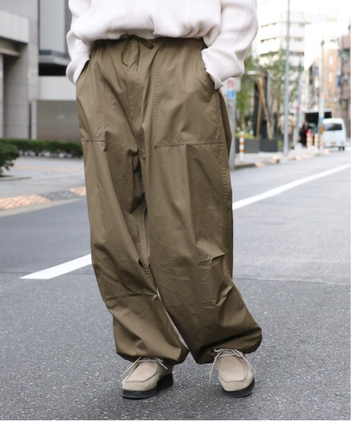 C.E.L.STORE（セルストア）の「MADE IN STANDARD / メイドインスタンダード FATIGUE OVER TROUSERS COTTON TYPEWRITER ファティーグオーバートラウザー（チノパンツ・メンズ・オリーブ/ブラック/カーキ・MEDIUM/LARGE）」の16枚目の写真