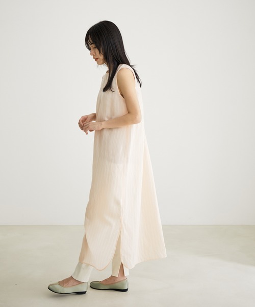 SALON adam et rope'（サロン アダム エ ロペ）の「フラットチャイナシューズ（パンプス・レディース・ブラック/イエロー/ライトグリーン・38/39/37）」の4枚目の写真