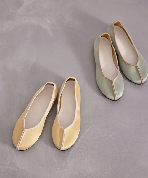 SALON adam et rope'（サロン アダム エ ロペ）の「フラットチャイナシューズ（パンプス・レディース・ブラック/イエロー/ライトグリーン・38/39/37）」の19枚目の写真