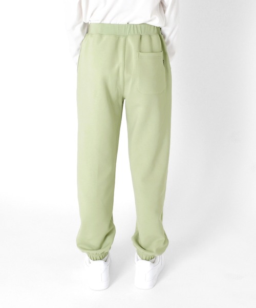 GLAZOS（グラソス）の「[ワイドテーパード]ダンボールニット・エンボスロゴパンツ【セットアップ対応】（スウェットパンツ・キッズ・ブラック/ライム/グレー・140cm/160cm/150cm/130cm/170cm）」の14枚目の写真