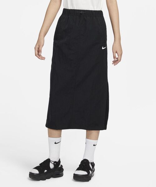 NIKE(ナイキ)の「ナイキ スポーツウェア エッセンシャル ウィメンズ ウーブン ハイライズ スカート / Nike Sportswear Essential Women's Woven High-Rise Skirt(スカート・レディース・ブラック・S/M/L/2XL/XL/XS)」の1枚目の写真