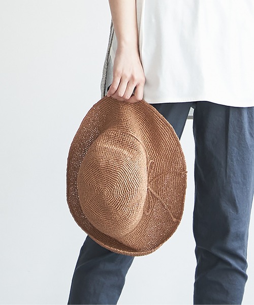 LBC（エルビーシー）の「こま編みペーパーキャペリンハット（ハット・レディース・オフホワイト/ブルー/ライトブラウン・FREE）」の15枚目の写真