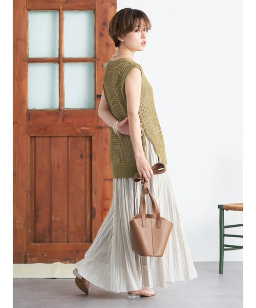 earth music&ecology（アースミュージックアンドエコロジー）の「リサイクルポリエステルブレンドメッシュベスト（ベスト・レディース・ブラウン/アイボリー/オリーブ・FREE）」の19枚目の写真