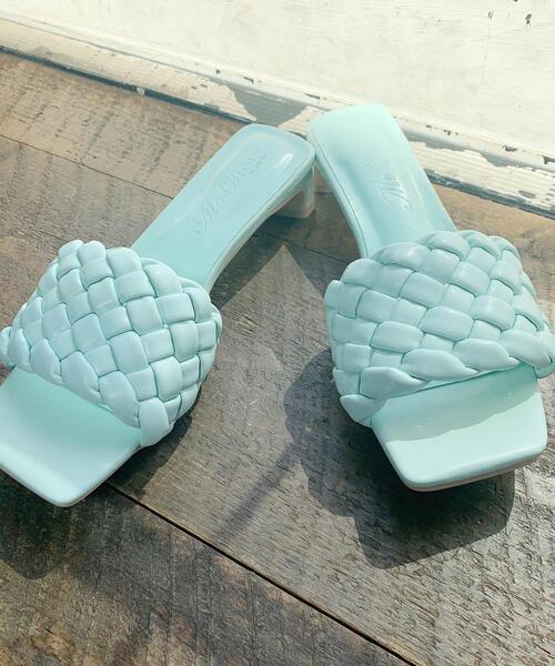 INGNI(イング)の「ツイストメッシュサンダル(サンダル・レディース・ブラック/サックスブルー/アイボリー・M/L)」の3枚目の写真