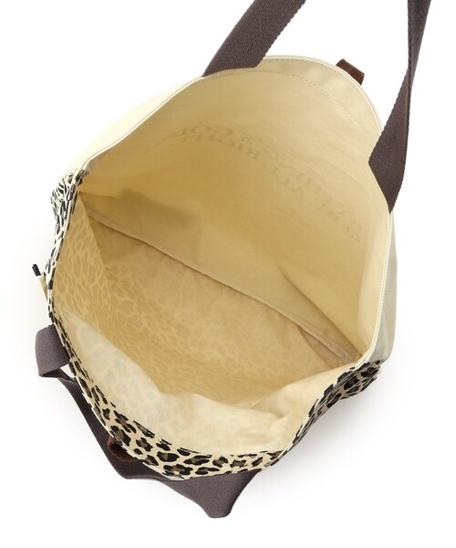 INDIVI（インディヴィ）の「◆【A4収納可能/2WAY】バイカラー アニマル柄キャンバストート（トートバッグ・レディース・ホワイト系3/ブラック系・00）」の7枚目の写真