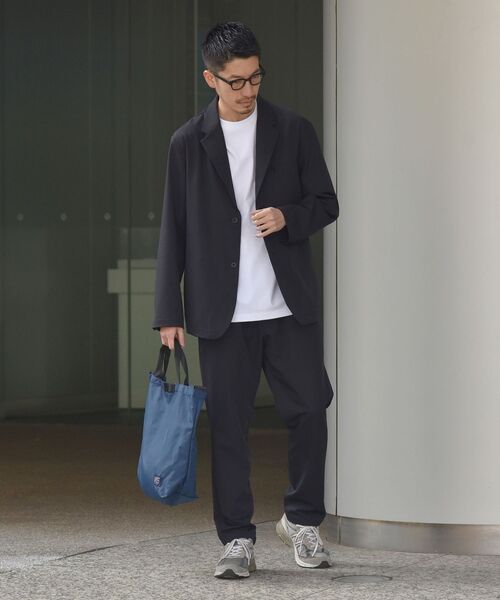 SHIPS(シップス)の「SHIPS:〈遮熱/UVカット/吸水速乾/接触冷感〉SHELTECH(R) イージー テーパードパンツ(スラックス・メンズ・ブラック/オリーブ・SMALL/MEDIUM/LARGE/X-LARGE)」の11枚目の写真