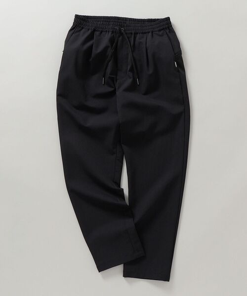 SHIPS(シップス)の「SHIPS:〈遮熱/UVカット/吸水速乾/接触冷感〉SHELTECH(R) イージー テーパードパンツ(スラックス・メンズ・ブラック/オリーブ・SMALL/MEDIUM/LARGE/X-LARGE)」の18枚目の写真