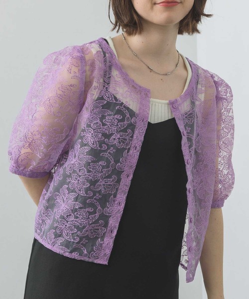 RETRO GIRL（レトロガール）の「花刺繍オーガンジーBL（シャツ/ブラウス・レディース・オフホワイト/アイボリー/ラベンダー・FREE）」の2枚目の写真