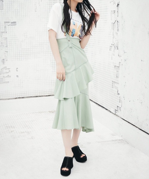 REDYAZEL（レディアゼル）の「配色ステッチスエードミュールサンダル（サンダル・レディース・ベージュ/グリーン/ブラック・SMALL/MEDIUM/LARGE）」の8枚目の写真