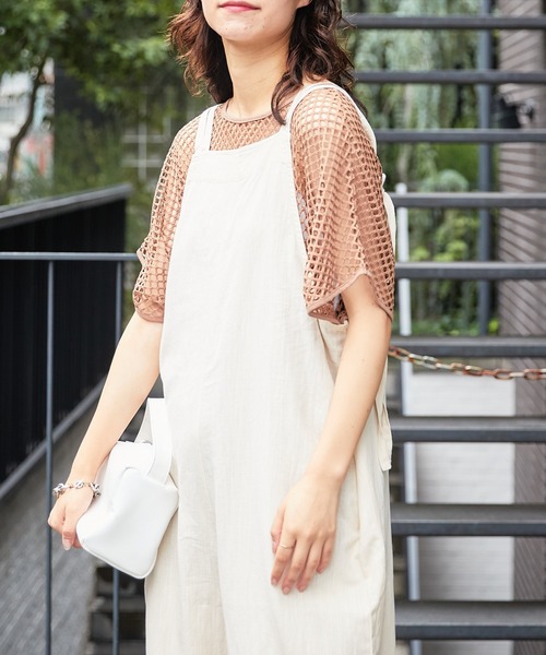 CIAOPANIC TYPY（チャオパニックティピー）の「▽微光沢リネンキャミサロペット（サロペット/オーバーオール・レディース・ブラック/ベージュ/オフホワイト/レッド・SMALL/MEDIUM）」の12枚目の写真