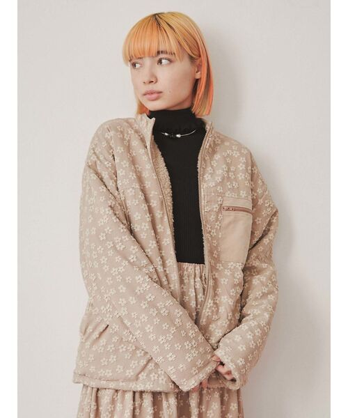 merry jenny（メリージェニー）の「frillリブタートルニット（ニット/セーター・レディース・アイボリー/ブラック/グリーン/ライトブルー/ベージュ・FREE）」の16枚目の写真