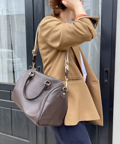 Spick & Span(スピックアンドスパン)の「【AULENTTI/オウレンティ】 キャンバスストラップボストンバッグ(ボストンバッグ・レディース・ブラウン・FREE)」の4枚目の写真