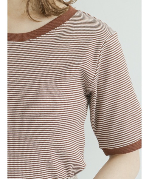 ehka sopo（エヘカソポ）の「細ボーダーリンガー半袖カットソー（Tシャツ/カットソー・レディース・ブラック/パープル/ブラウン/グリーン・ﾌﾘ-）」の13枚目の写真