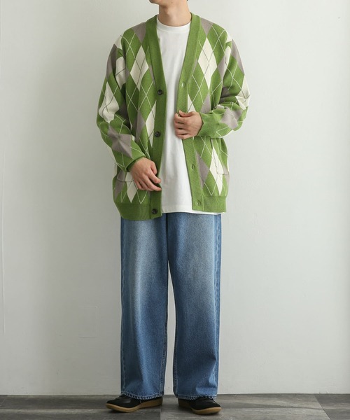 SENSE OF PLACE by URBAN RESEARCH（センスオブプレイスバイアーバンリサーチ）の「『ユニセックス』アーガイルVネックカーディガン（カーディガン/ボレロ・メンズ・ブラック/グリーン/パープル・MEDIUM/LARGE）」の16枚目の写真