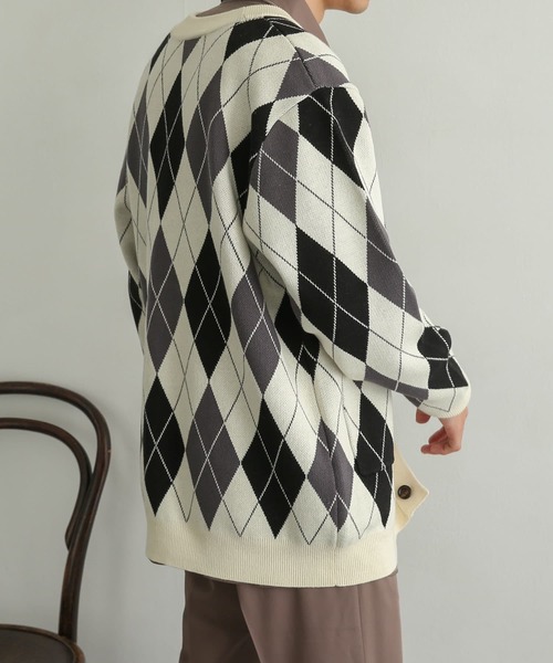 SENSE OF PLACE by URBAN RESEARCH（センスオブプレイスバイアーバンリサーチ）の「『ユニセックス』アーガイルVネックカーディガン（カーディガン/ボレロ・メンズ・ブラック/グリーン/パープル・MEDIUM/LARGE）」の22枚目の写真
