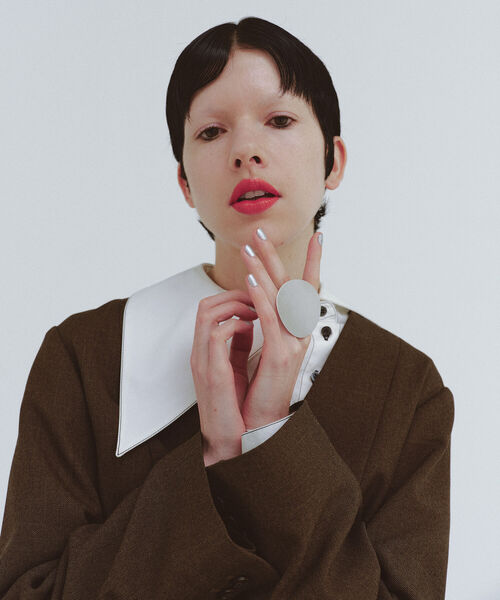 Ray BEAMS（レイビームス）の「Ray BEAMS / アシンメトリー ビックカラー シャツ（シャツ/ブラウス・レディース・オフホワイト/ミント・ONE SIZE）」の17枚目の写真