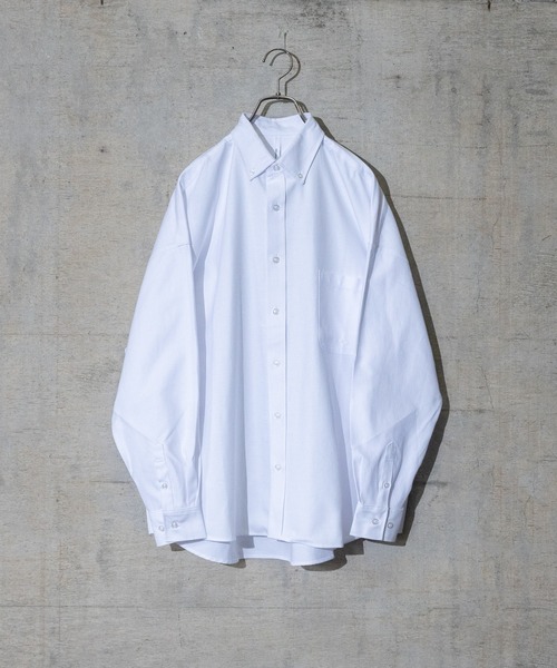 JOHN'S CLOSET(ジョンズクローゼット)の「【i】オックス ボタンダウン ビッグシャツ(シャツ/ブラウス・メンズ・ホワイト/ブラック/イエロー/ネイビー/グレー/サックスブルー・LARGE/MEDIUM/X-LARGE)」の2枚目の写真