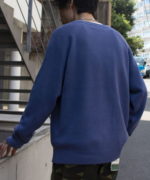 GLOSTER（グロスター）の「【GLOSTER/グロスター】片畦レイヤードプルオーバーニット ロンT付き ドロップショルダー（ニット/セーター・メンズ・オレンジ/サックスブルー/ネイビー/グレー・S/M/L）」の7枚目の写真